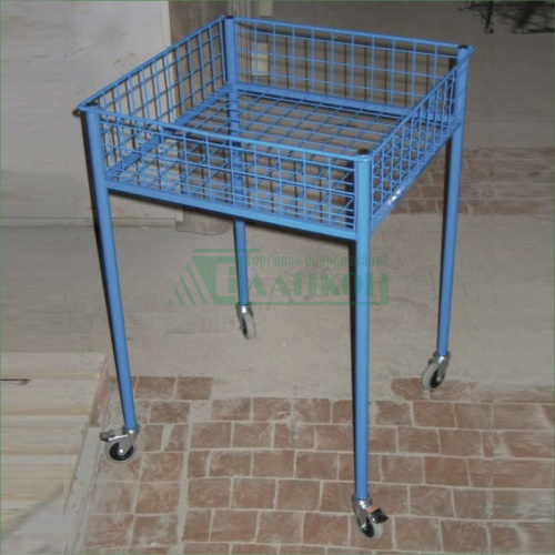 Корзина сетчатая для распродаж на колесах передвижная напольная купить в магазине торгового оборудования в Петербурге