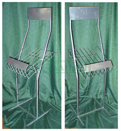 Газетная стойка с сетчатой полкой-накопителем напольная для газет купить в магазине торгового оборудования в Петербурге