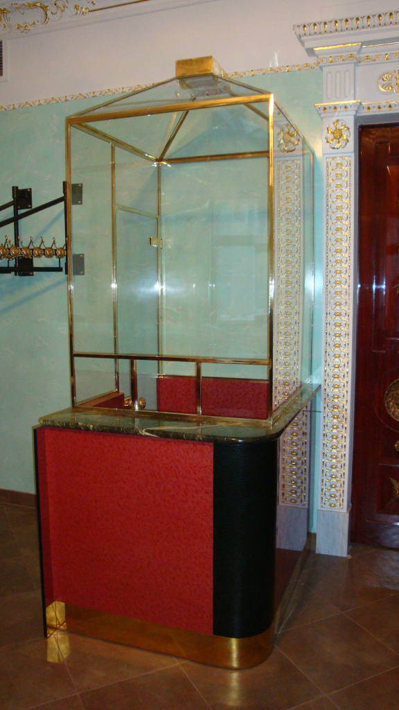 Картинка маленькой детальной галереи